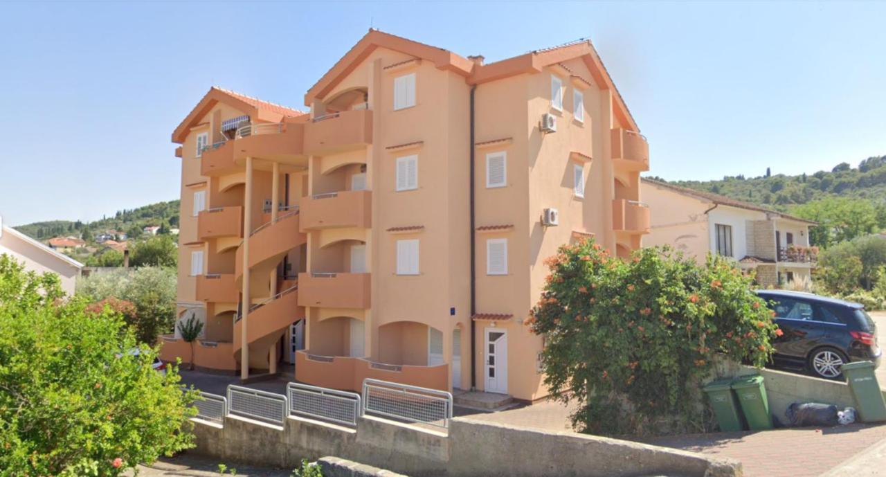 Adriatic Oasis Apartments Preko Eksteriør billede