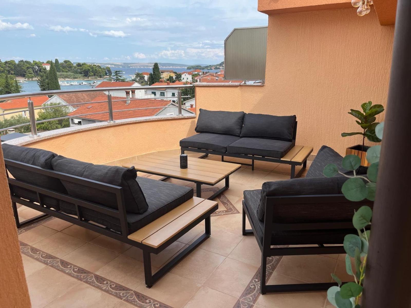 Adriatic Oasis Apartments Preko Eksteriør billede